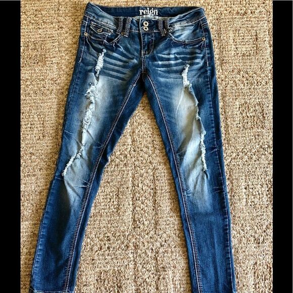 Cute jeans by Reign size junior 5 - Picture 1 of 3